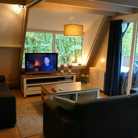 Casa Del Bosque - *